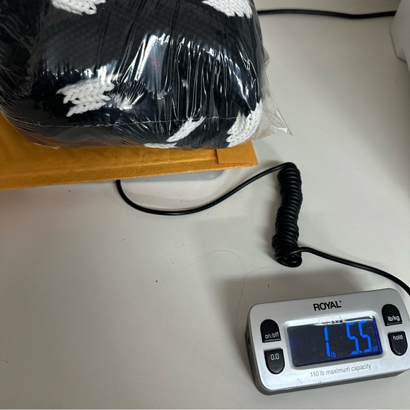 Talbots Cardigan Sweater Chunky Knit Black Red White Circles Business Casual S - Picture 9 of 9